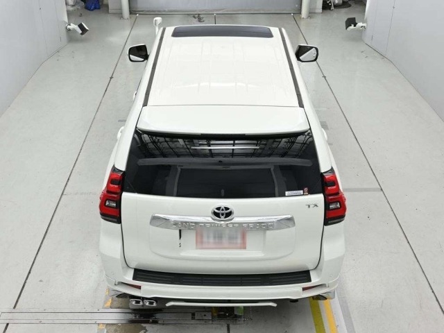 Toyota LAND CRUISER PRADO 2023 8056665-8