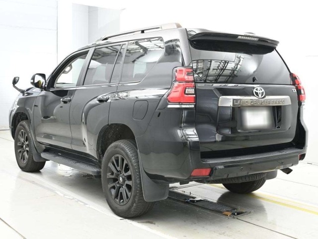 Toyota LAND CRUISER PRADO 2022 8056668-6