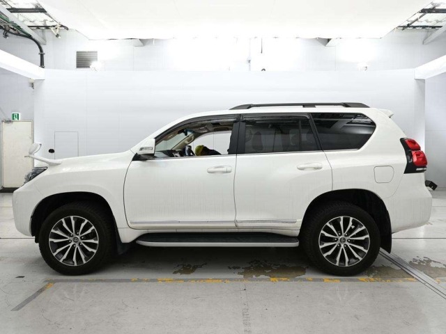 Toyota LAND CRUISER PRADO 2021 8056675-4