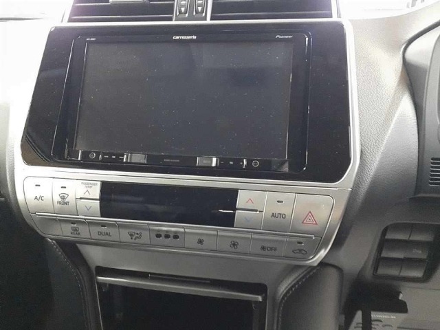 Toyota LAND CRUISER PRADO 2019 8056676-12