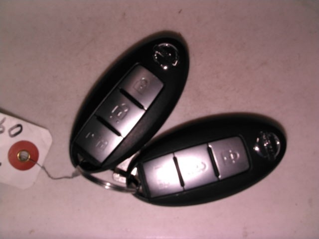 Nissan LEAF 2020 8061983-10