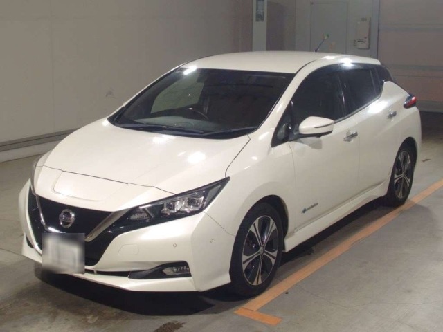 Nissan LEAF 2017 8061988-0