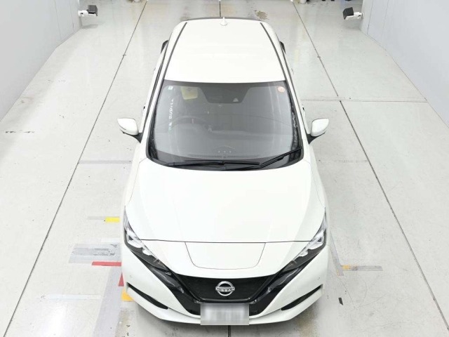 Nissan LEAF 2022 8061990-7