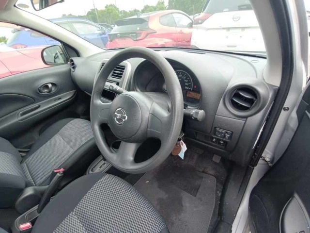 Nissan MARCH 2015 8061977-9