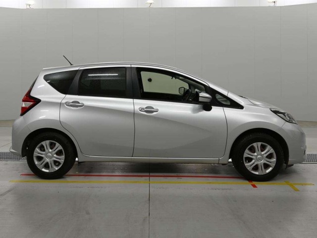 Nissan NOTE 2016 8061857-3