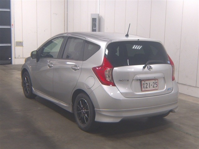 Nissan NOTE 2012 8061920-1
