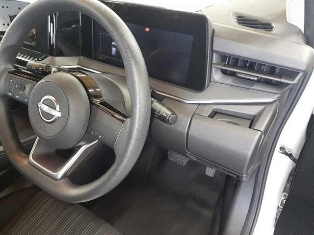Nissan NOTE 2024 8061951-9