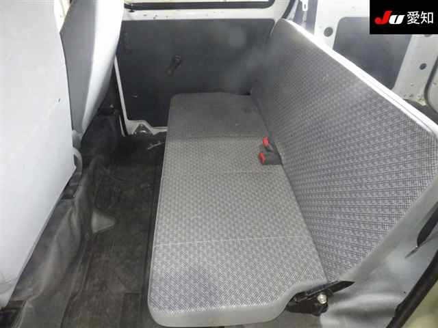 Toyota PIXIS VAN 2014 8061102-4