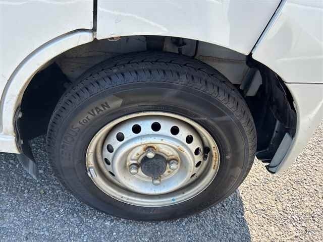 Toyota PIXIS VAN 2018 8061105-9