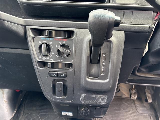 Toyota PIXIS VAN 2020 8061140-15