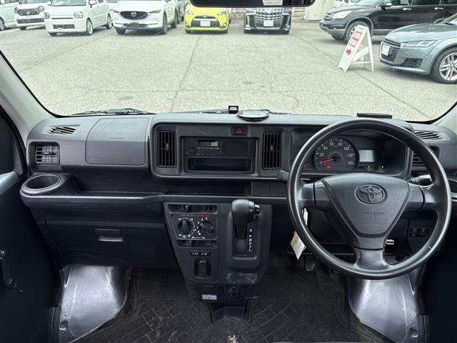 Toyota PIXIS VAN 2020 8061140-28