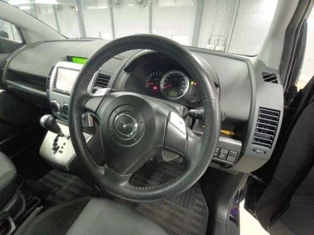 Mazda PREMACY 2007 8052333-9