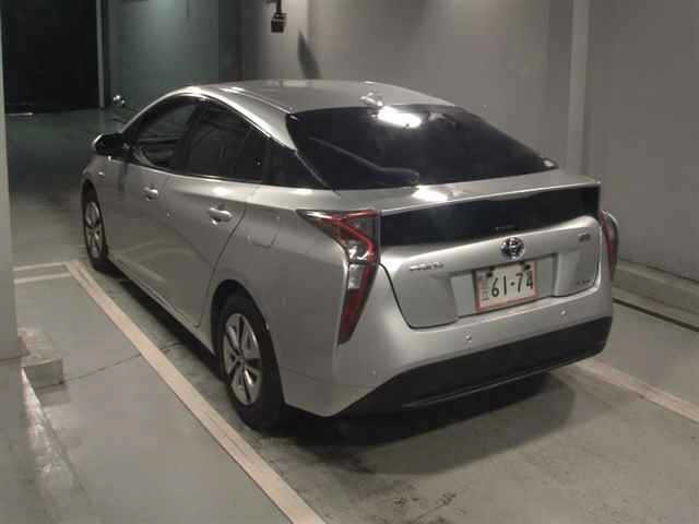 Toyota PRIUS 2016 8057513-1