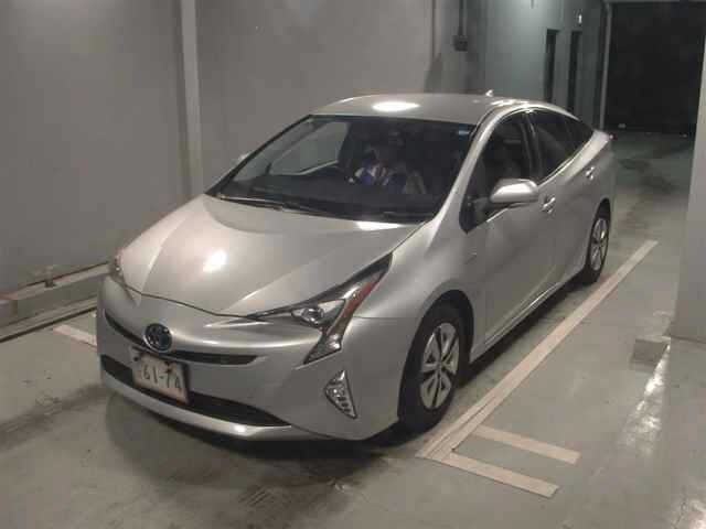 Toyota PRIUS 2016 8057513-4