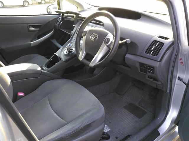 Toyota PRIUS 2010 8057515-3