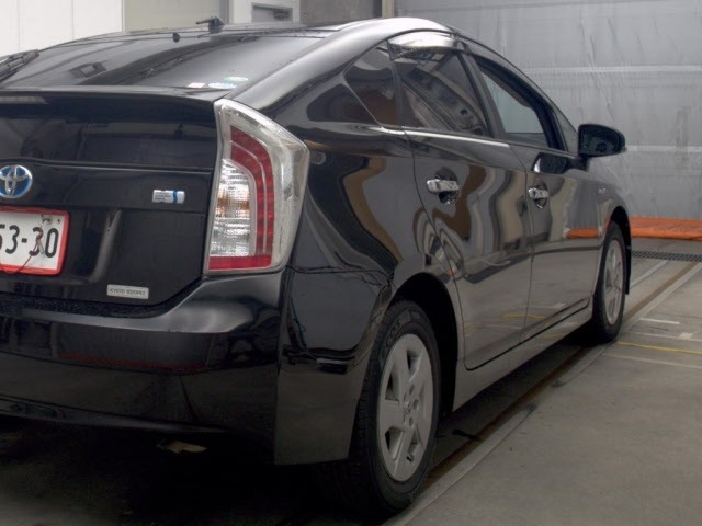 Toyota PRIUS 2015 8057573-5