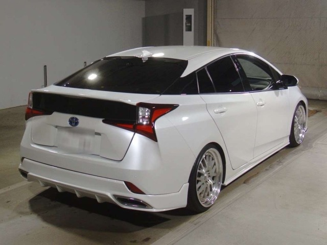 Toyota PRIUS 2021 8057657-1