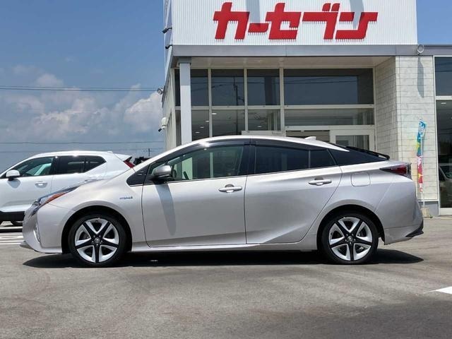 Toyota PRIUS 2016 8057745-4