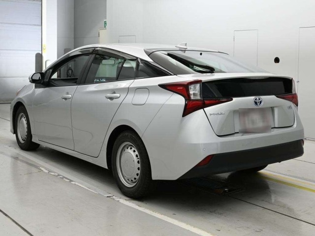 Toyota PRIUS 2021 8057747-6