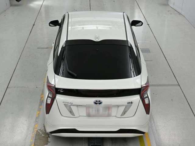 Toyota PRIUS 2016 8057757-8