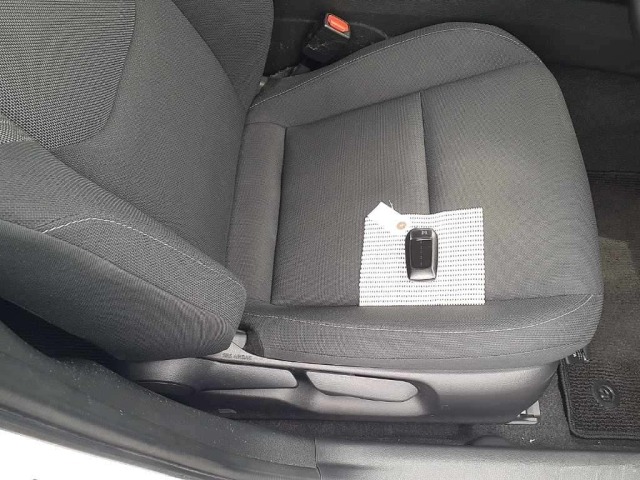 Toyota PRIUS 2023 8057765-10
