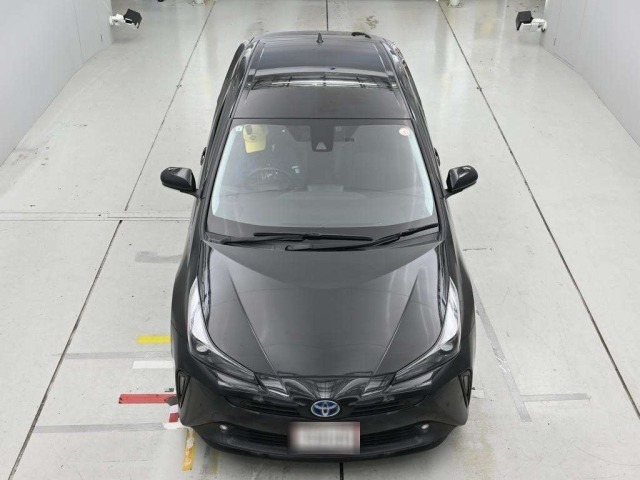 Toyota PRIUS 2021 8057766-7