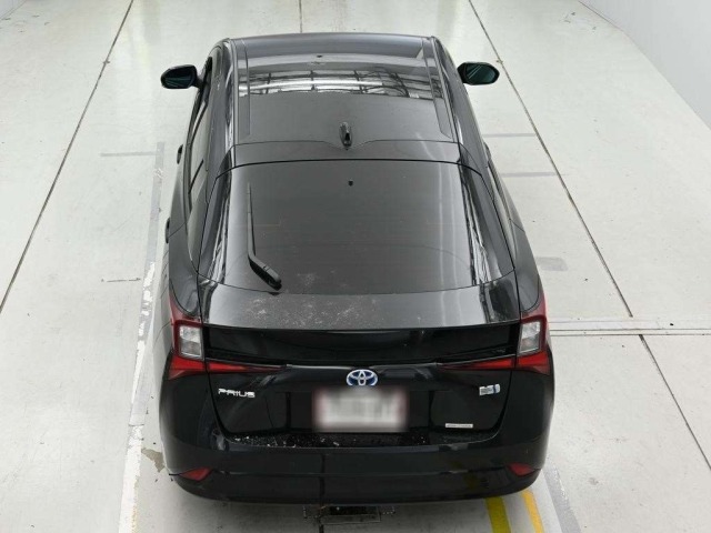 Toyota PRIUS 2021 8057766-8