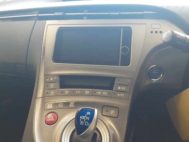 Toyota PRIUS 2014 8057774-12