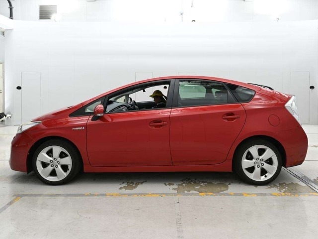 Toyota PRIUS 2014 8057774-4