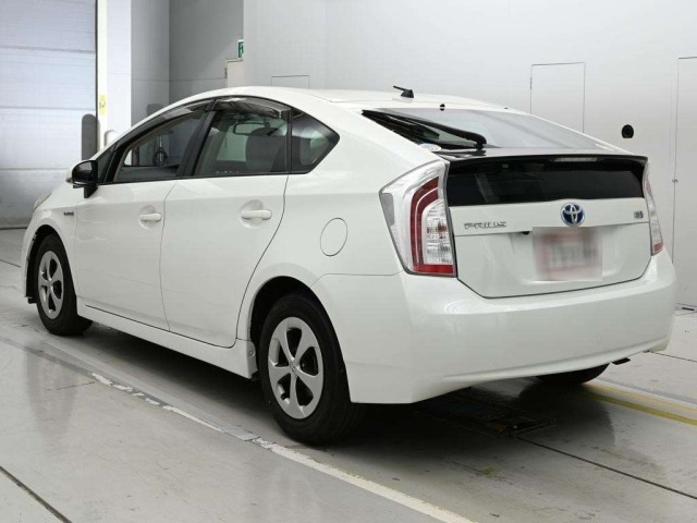 Toyota PRIUS 2014 8057775-6