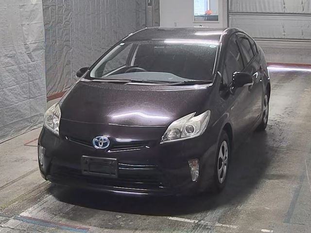 Toyota PRIUS 2015 8057782-0