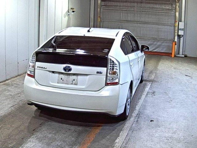 Toyota PRIUS 2011 8057812-5