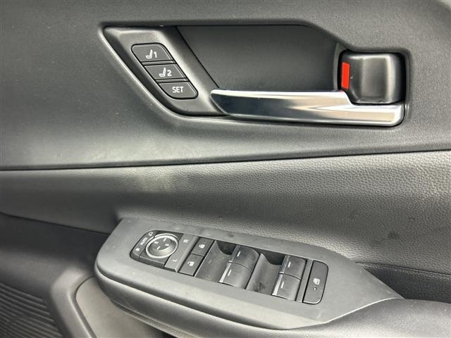 Toyota PRIUS 2023 8058780-10