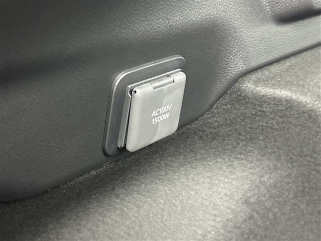 Toyota PRIUS 2023 8058780-13