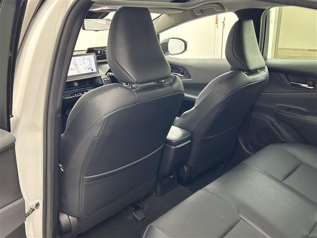Toyota PRIUS 2023 8058783-6