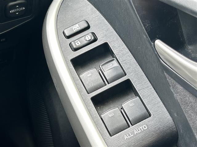 Toyota PRIUS 2014 8058861-11