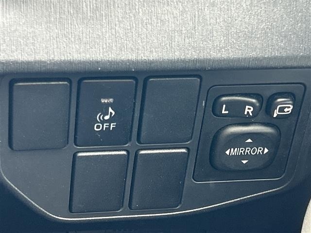 Toyota PRIUS 2014 8058861-13
