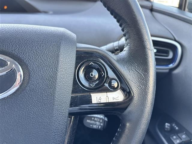 Toyota PRIUS 2016 8059026-2