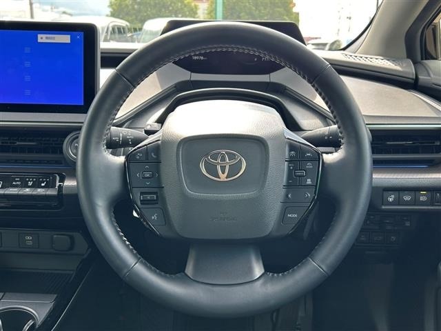 Toyota PRIUS 2023 8059254-22