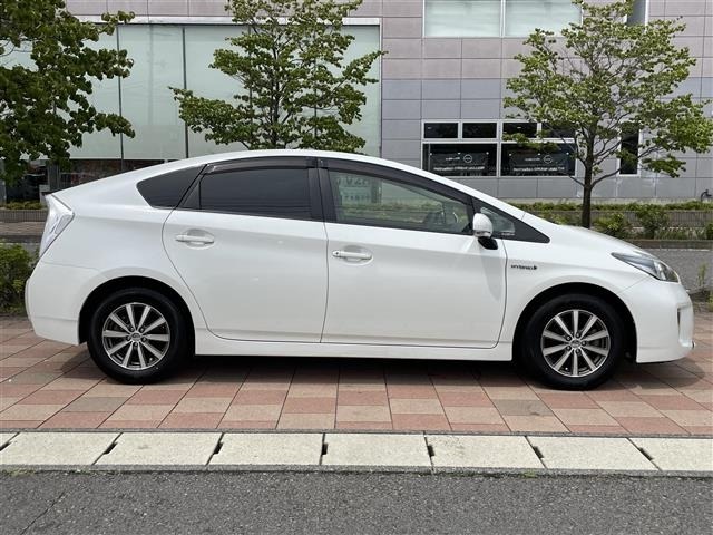 Toyota PRIUS 2014 8059312-4