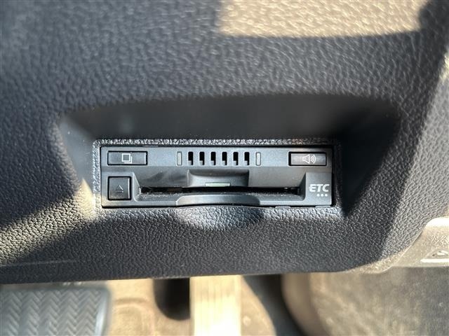 Toyota PRIUS 2017 8059325-10