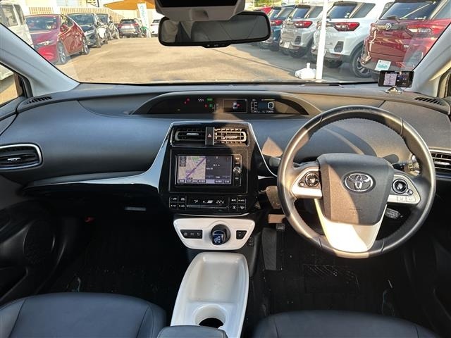 Toyota PRIUS 2017 8059325-14