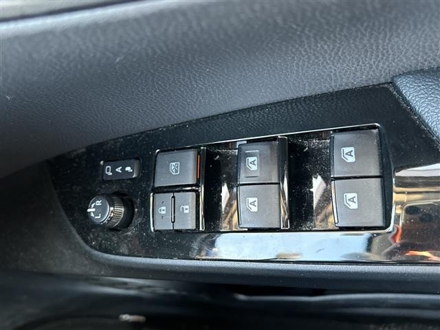 Toyota PRIUS 2017 8059325-9
