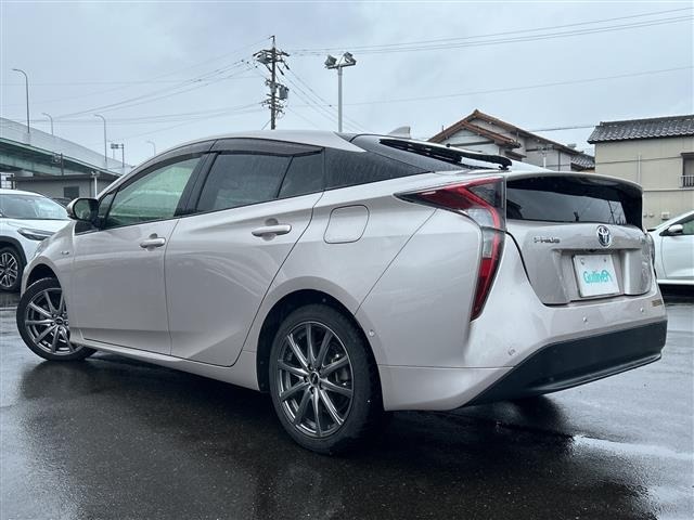 Toyota PRIUS 2017 8059393-13