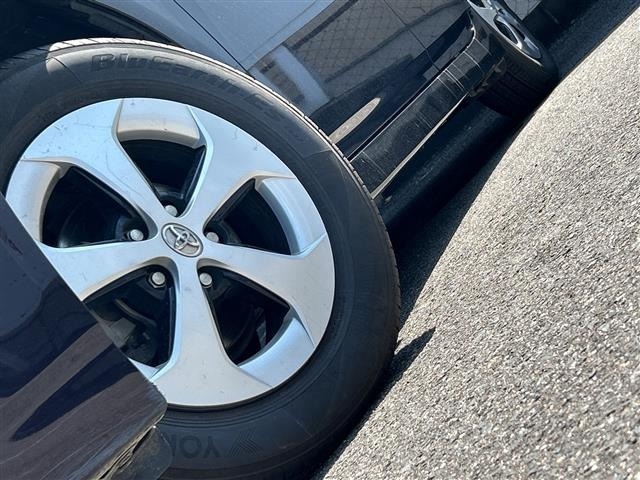 Toyota PRIUS 2013 8059681-1