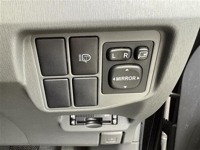 Toyota PRIUS 2011 8059690-1