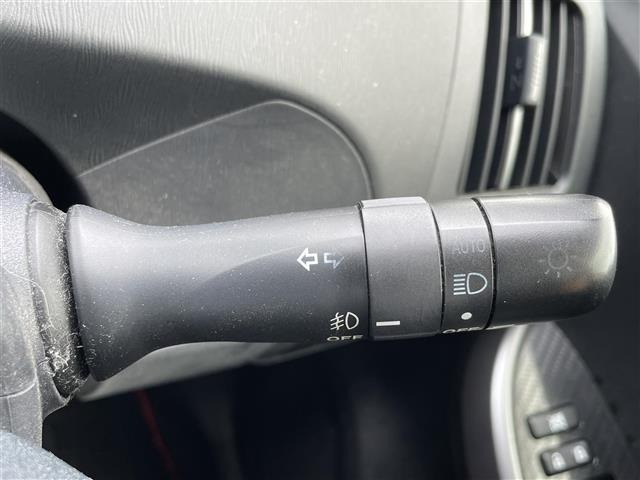 Toyota PRIUS 2015 8059691-11