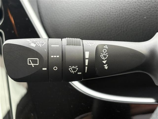 Toyota PRIUS 2020 8059828-17