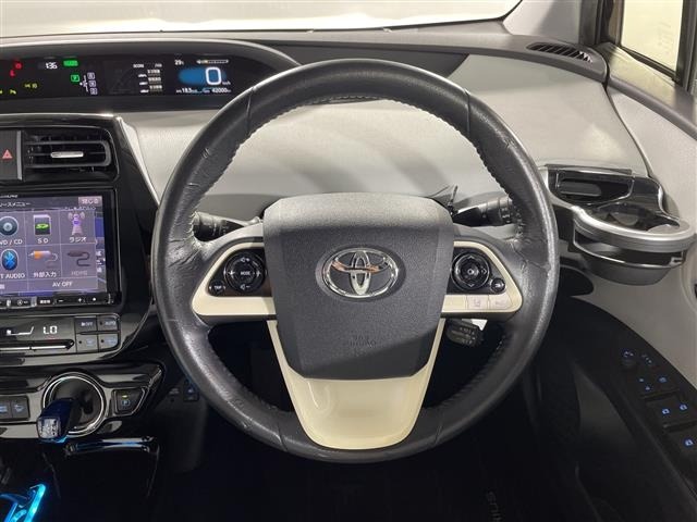 Toyota PRIUS 2016 8059851-1