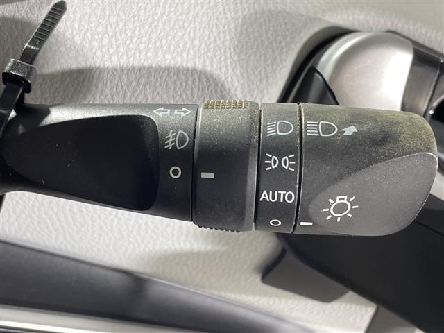 Toyota PRIUS 2016 8059851-2